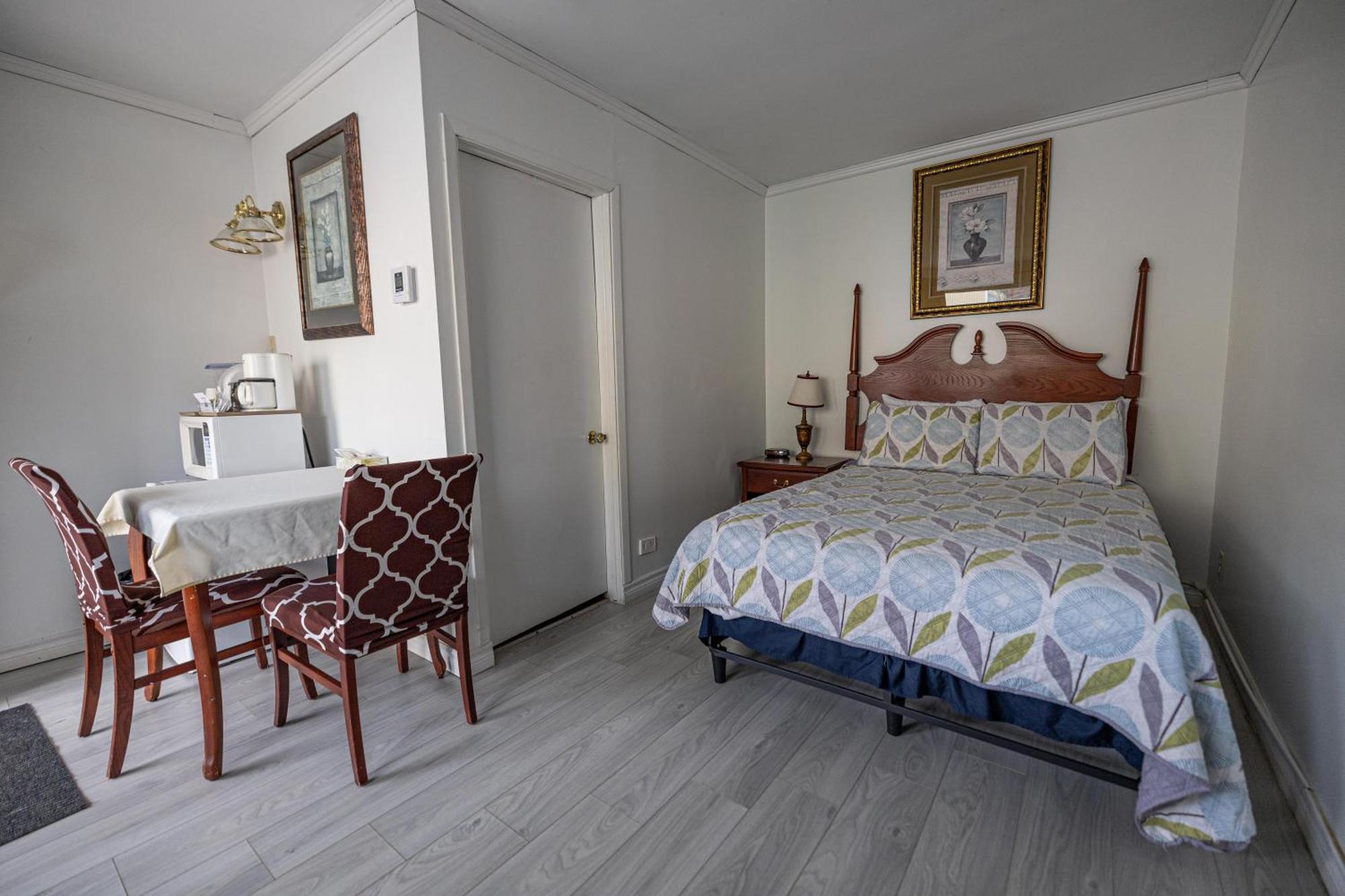Motel Deblois Sainte-Anne-de-Beaupre Luaran gambar