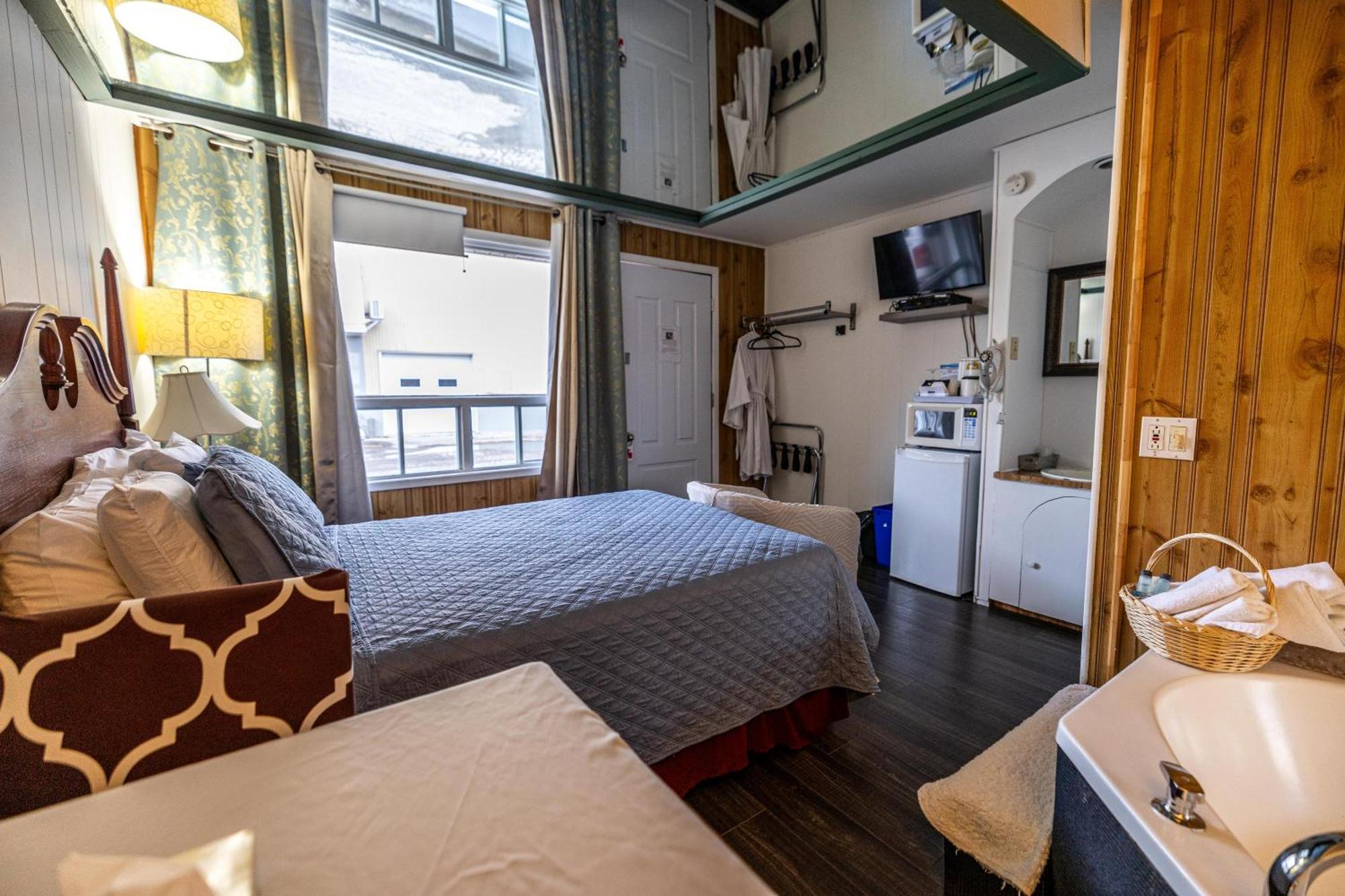 Motel Deblois Sainte-Anne-de-Beaupre Luaran gambar